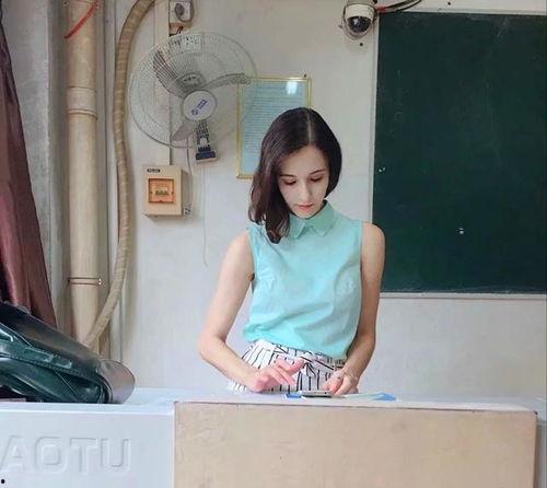 娱乐吃瓜酱被折服,揭秘娱乐圈背后的真实故事，让人折服不已